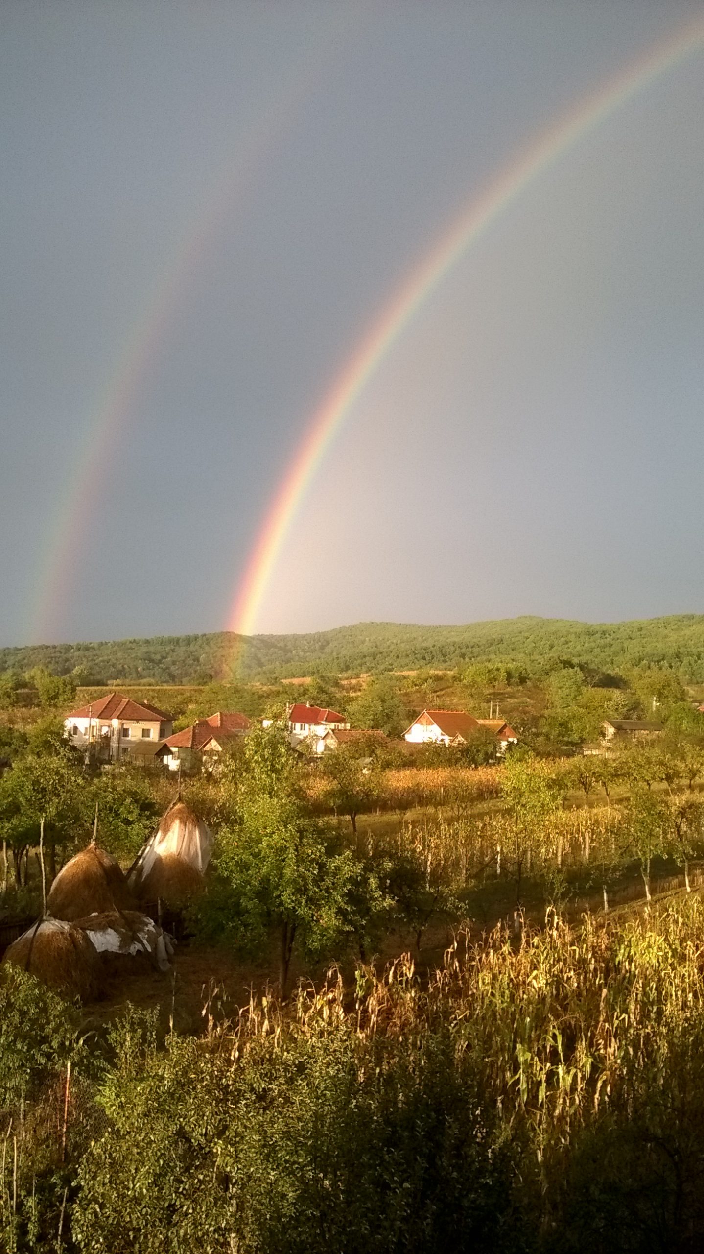 Curcubeu dublu
