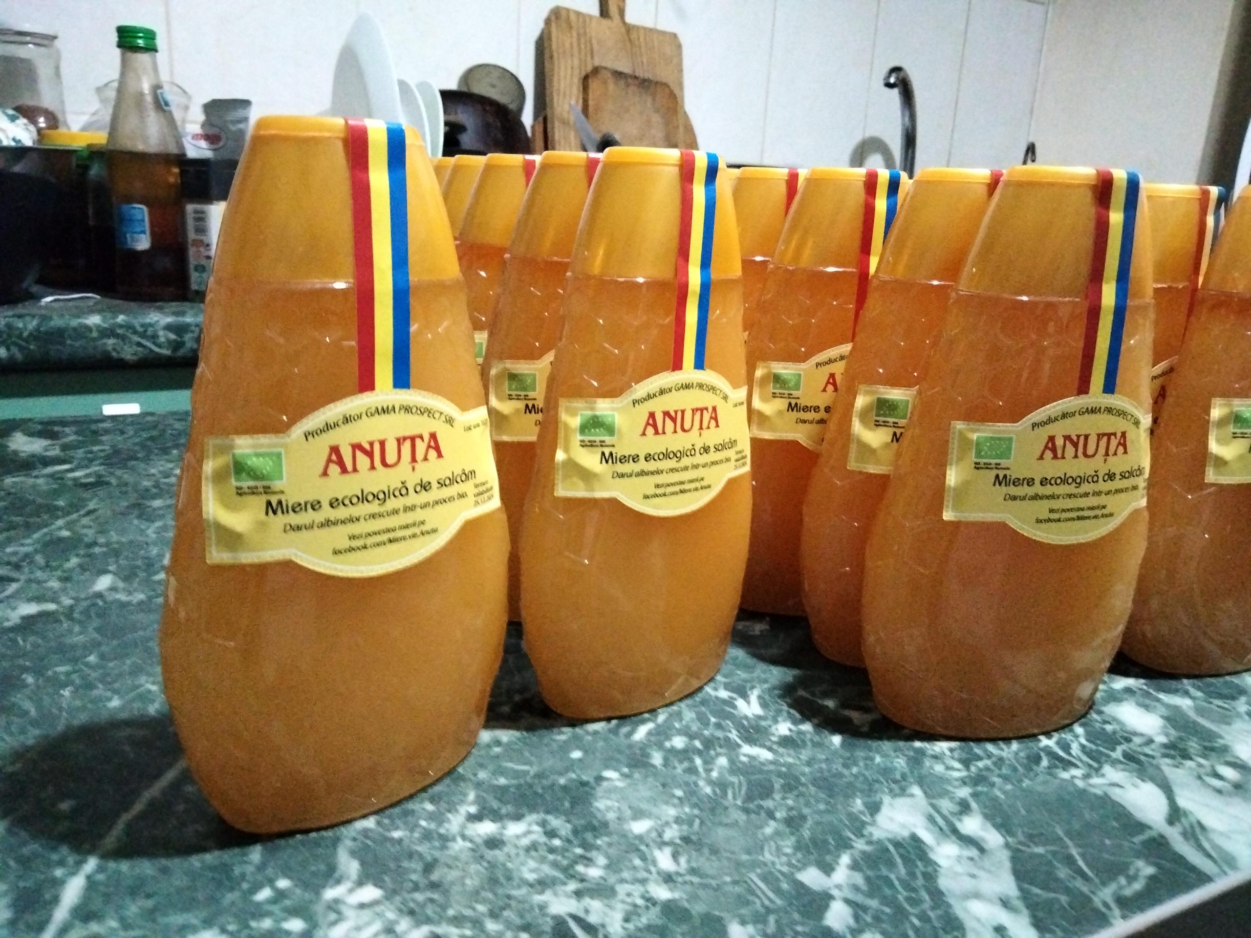 Gama Prospect S.R.L. – Apicultor ecologic, producător de miere ecologică în București